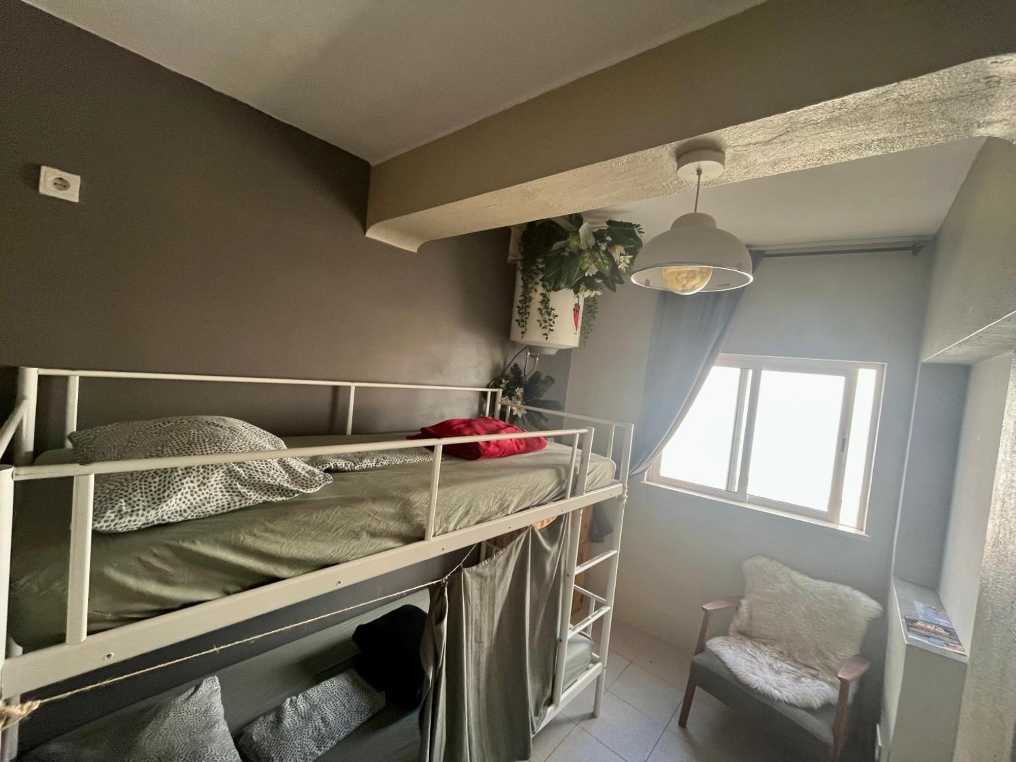 The Island Hostel & Cafe ลากอส ภายนอก รูปภาพ